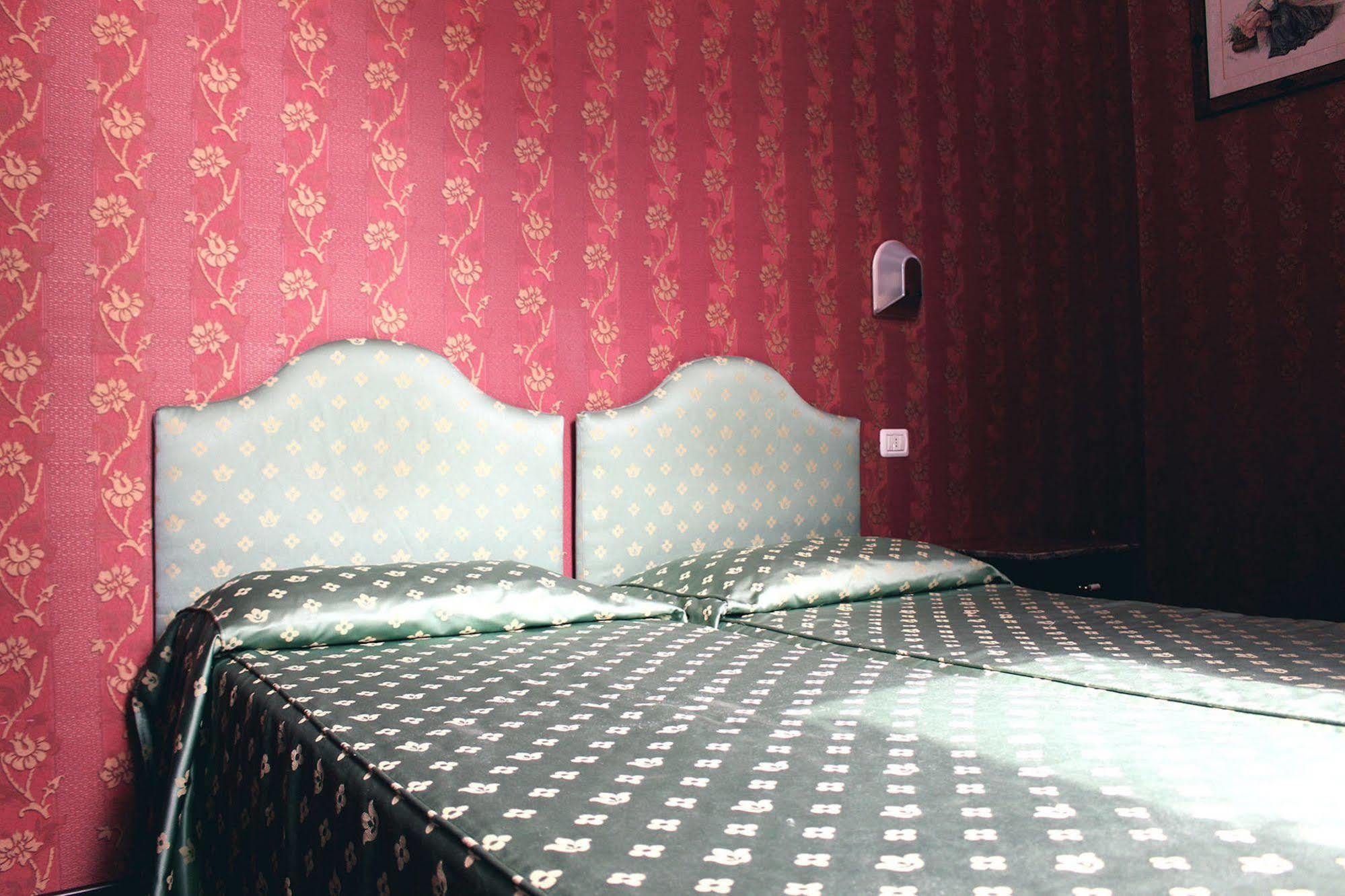 Hotel Argentina Curtatone Firenze Esterno foto